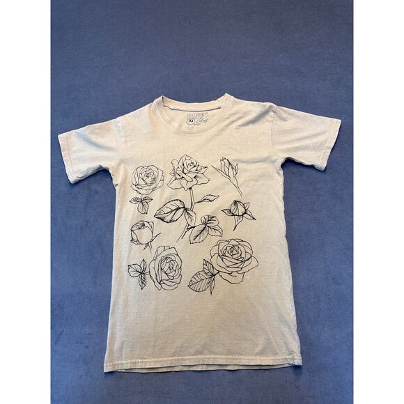 Happy Colors Tops - Happy Colors Women’s T-Shirt Large Graphic 
Rose Flower Theme Tan Size X-Small